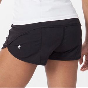 Ivivva/Lululemon Black Speedy Shorts